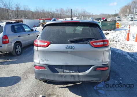 2017 Jeep Cherokee Latitude 4X4 z USA, uszkodzony, nr VIN 1C4PJMCB7HW611832
